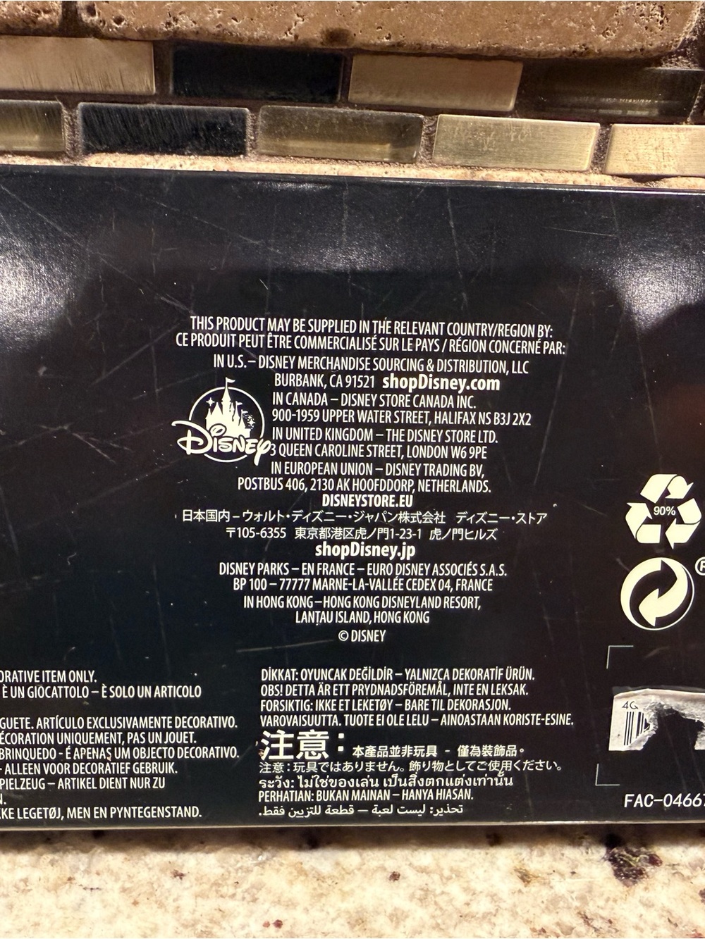Disney Hocus Pocus Key Set New In Box - Picture 3 of 5